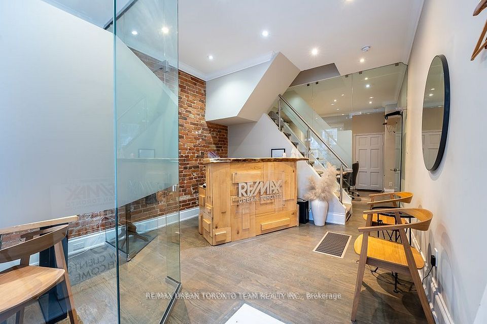 502 King Street E, Toronto C08, ON M5A 1M1