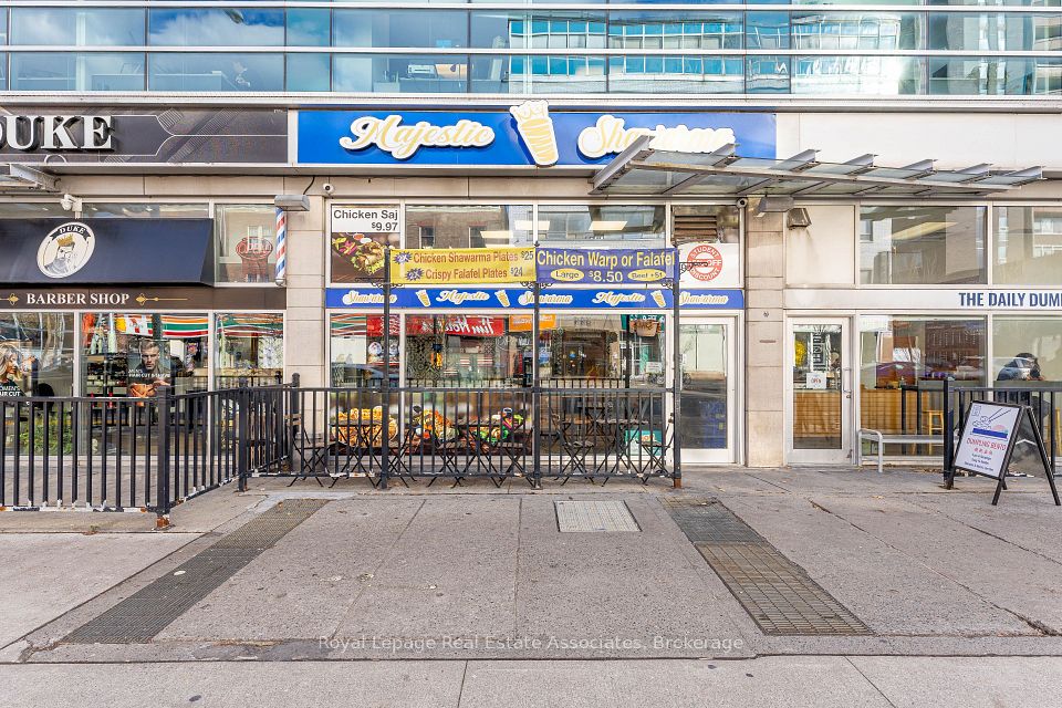 750 Spadina Avenue Unit 1, Toronto C01, ON M5S 2J2