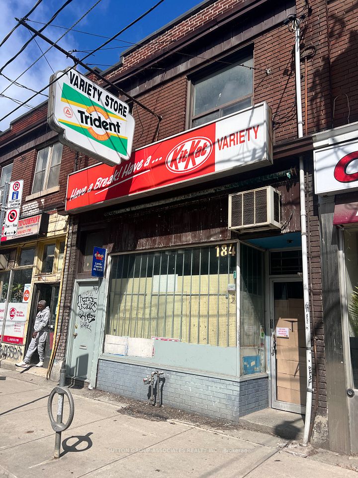 184 Carlton Street, Toronto C08, ON M5A 2K6