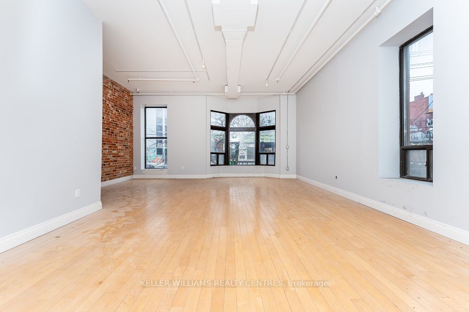 489 Queen Street W 201, Toronto C01, ON M5V 2B4