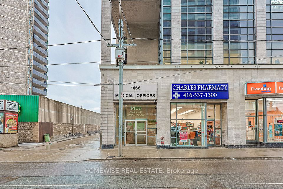 1466 Bathurst Street 302, Toronto C02, ON M6C 1A1