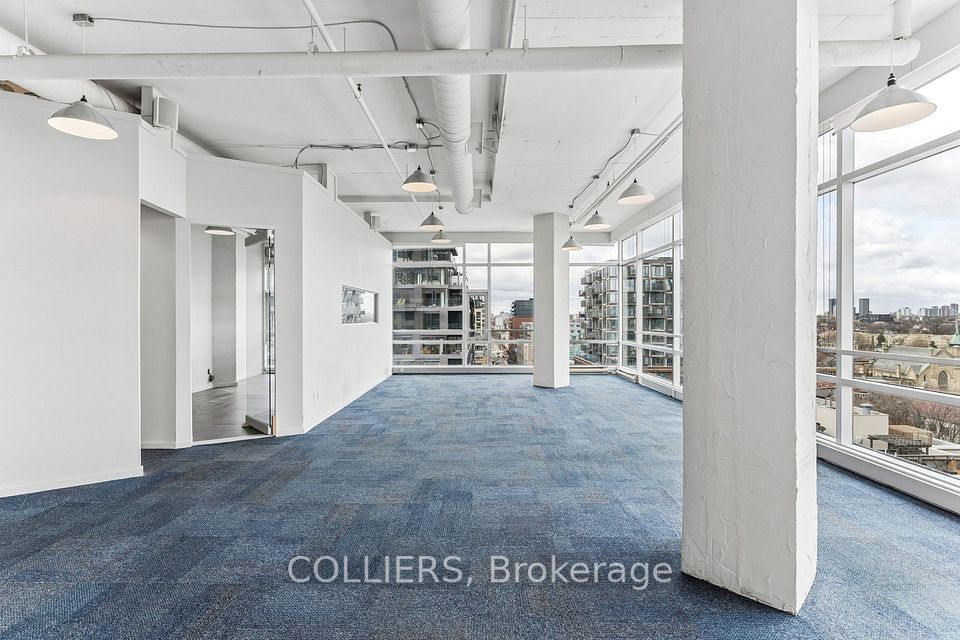 477 Richmond Street 903, Toronto C01, ON M5V 3E7