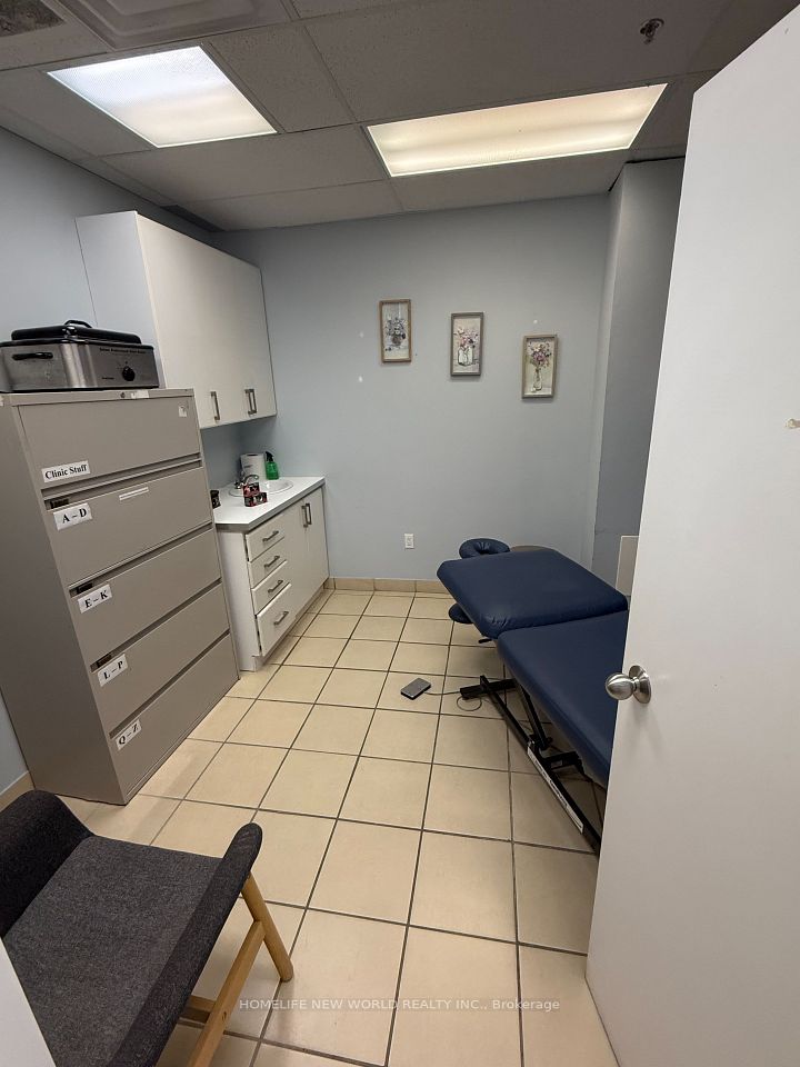 2046 Victoria Park Avenue E, Toronto C13, ON M1R 1V2