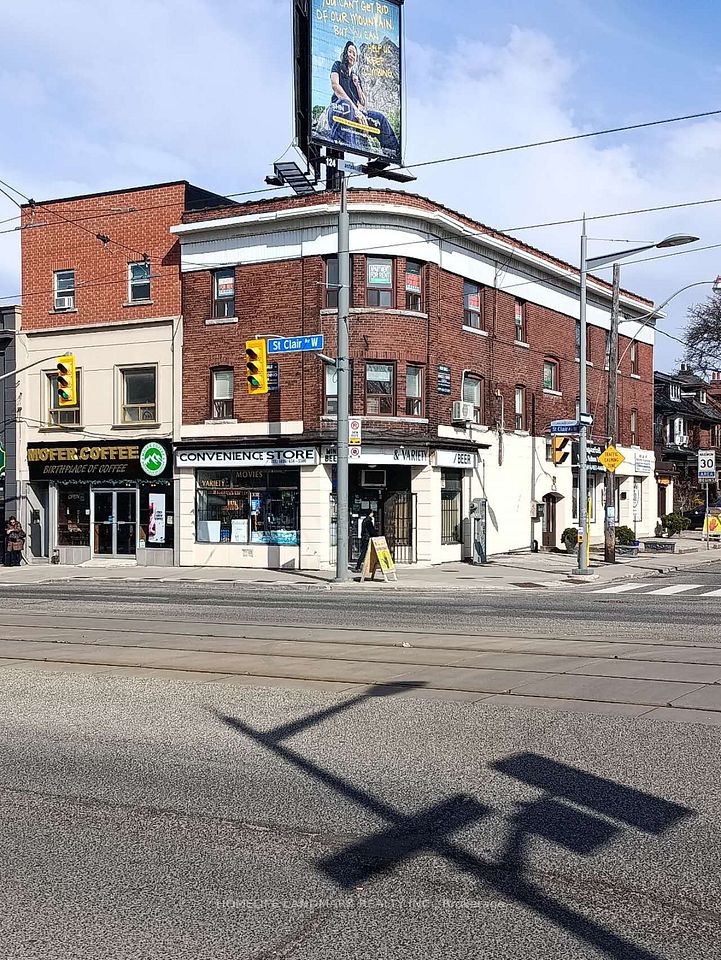 1038 St Clair Avenue W, Toronto C03, ON M6E 1A5