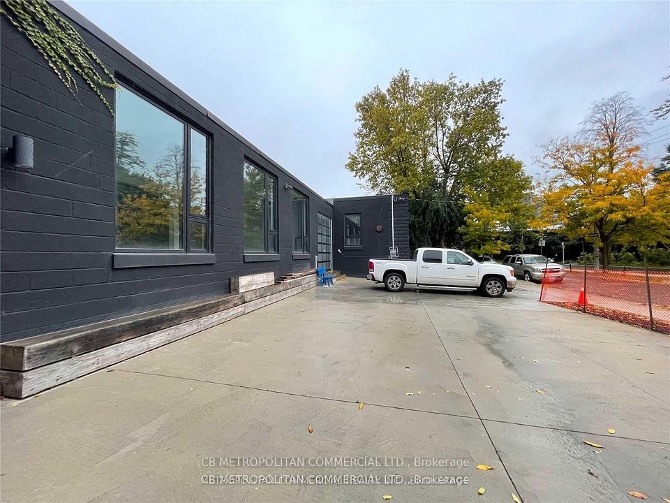 83-91B Walnut Avenue, Toronto C01, ON M5V 2S1