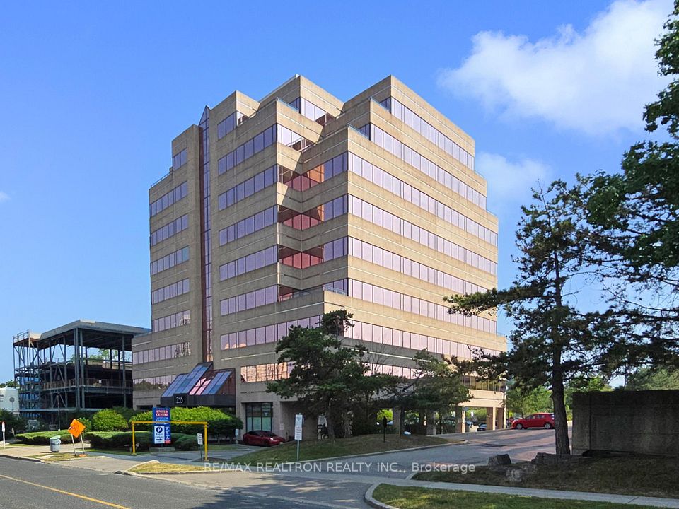 255 Duncan Mill Road 102, Toronto C12, ON M3B 3H9