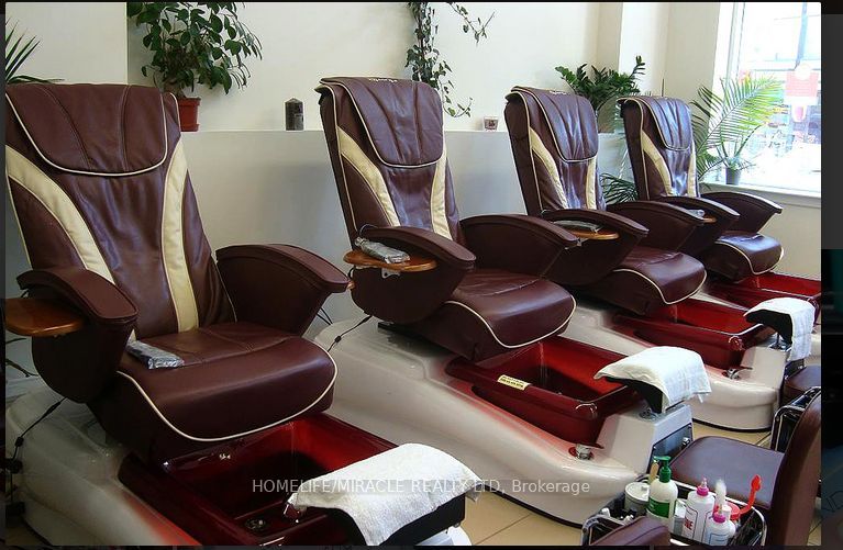 432 Richmond St Street W, Toronto C01, ON M5V 3S6