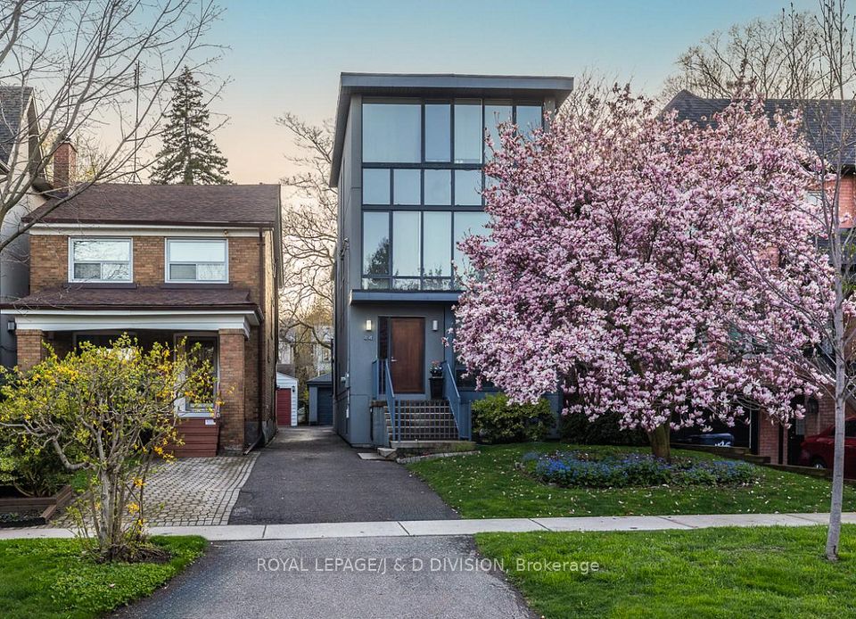 44 Standish Avenue, Toronto, ON M4W 3B1 at 44 Standish Avenue, Toronto, ON M4W 3B1, Toronto C09, ON, M4W 3B1