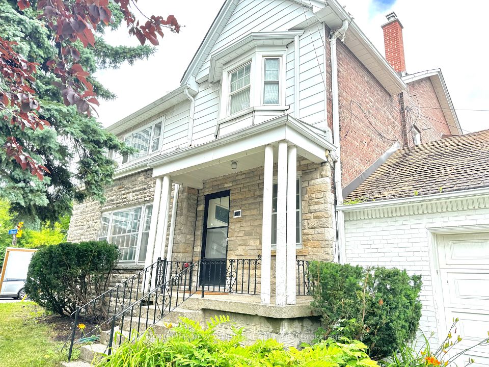 1563 Bathurst Street, Toronto, ON M5P 3H8 at 1563 Bathurst Street, Toronto, ON M5P 3H8, Toronto C03, ON, M5P 3H8