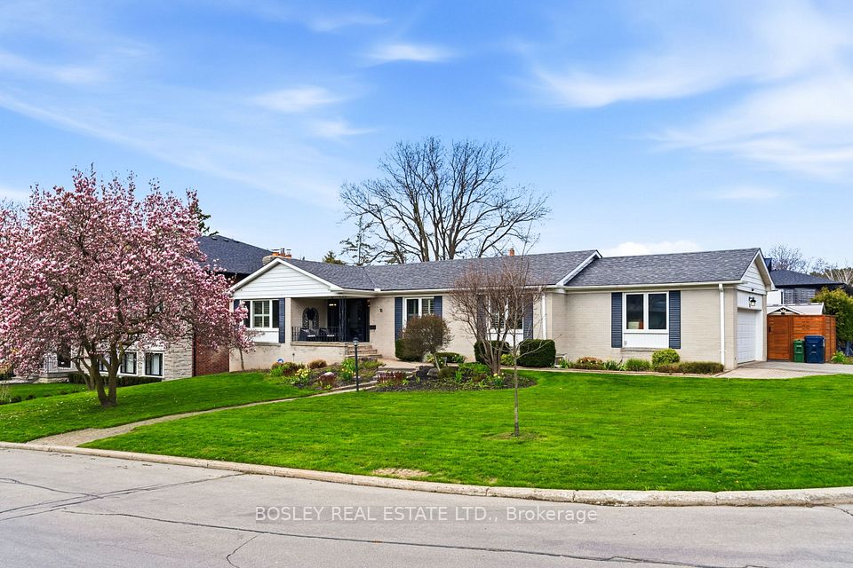 18 Tetbury Crescent, Toronto, ON M3A 3G3 at 18 Tetbury Crescent, Toronto, ON M3A 3G3, Toronto C13, ON, M3A 3G3