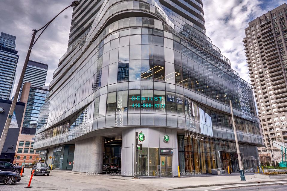 15 Wellesley Street W 223, Toronto C01, ON M4Y 0G7