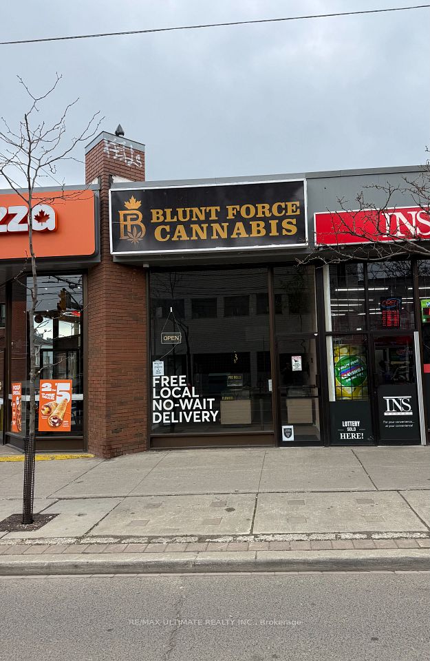 811 Dundas Street W 2, Toronto C01, ON M6J 1V4
