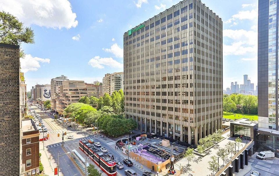 111 St Clair Avenue W 802, Toronto, ON M4V 1N5 at 111 St Clair Avenue W 802, Toronto, ON M4V 1N5, Toronto C02, ON, M4V 1N5