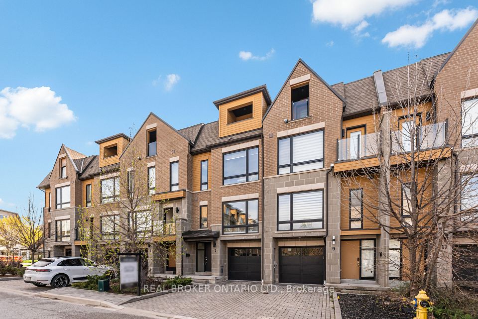 Att/Row/Townhouse at 7 Kenneth Wood Crescent, Toronto C14, ON M2N 0K3, Toronto C14