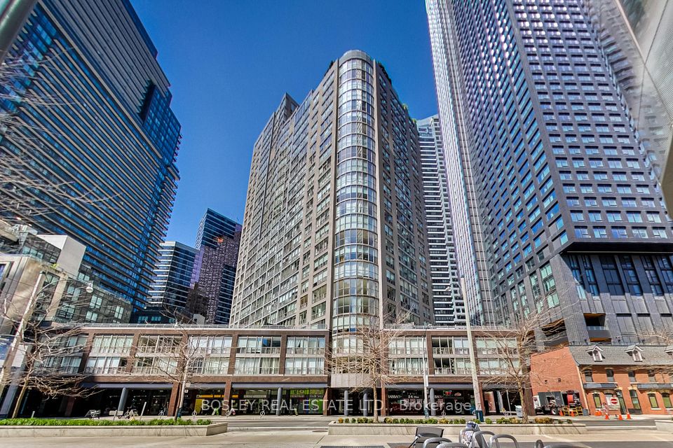 24 Wellesley Street W 209, Toronto, ON M4Y 2X6 at 24 Wellesley Street W 209, Toronto, ON M4Y 2X6, Toronto C01, ON, M4Y 2X6