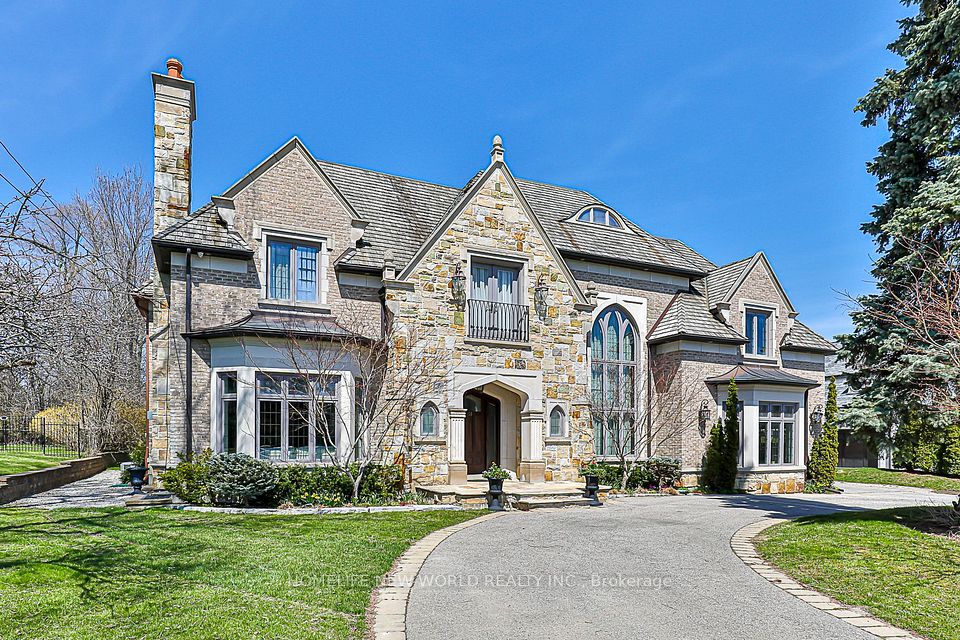 Detached at 11 Purling Place, Toronto C13, ON M3B 1V4, Toronto C13