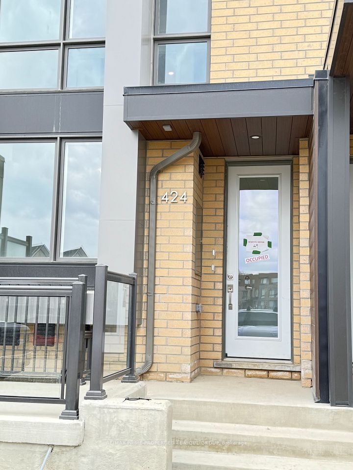 Att/Row/Townhouse at 424 Lawrence Heights Way Basement, Toronto C04, ON M6A 0E8, Toronto C04
