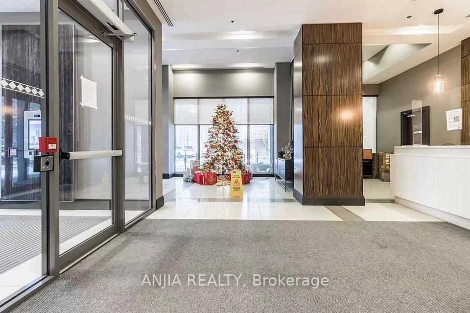 Condo Apartment at 19 Grand Trunk Crescent 1112, Toronto C01, ON M5J 3A3, Toronto C01