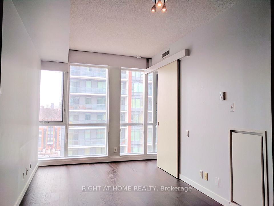 Condo Apartment at 30 Canterbury Place 803, Toronto C07, ON M2N 0B9, Toronto C07