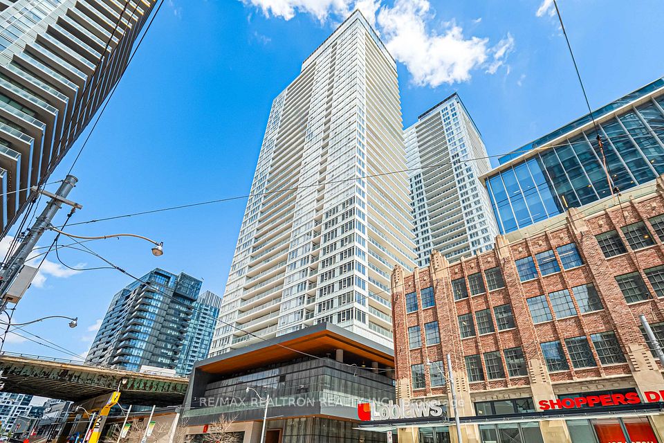 19 Bathurst Street 811, Toronto, ON M5V 0N2 at 19 Bathurst Street 811, Toronto, ON M5V 0N2, Toronto C01, ON, M5V 0N2