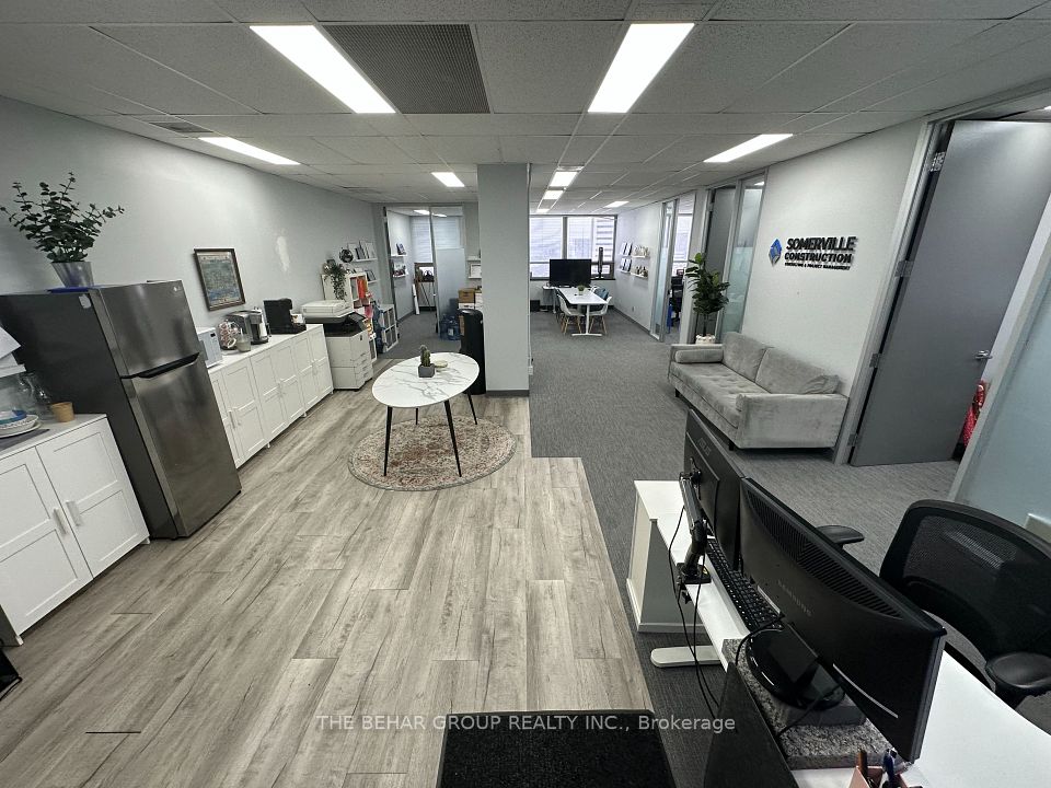 15 Gervais Drive 503, Toronto C13, ON M3C 1Y8