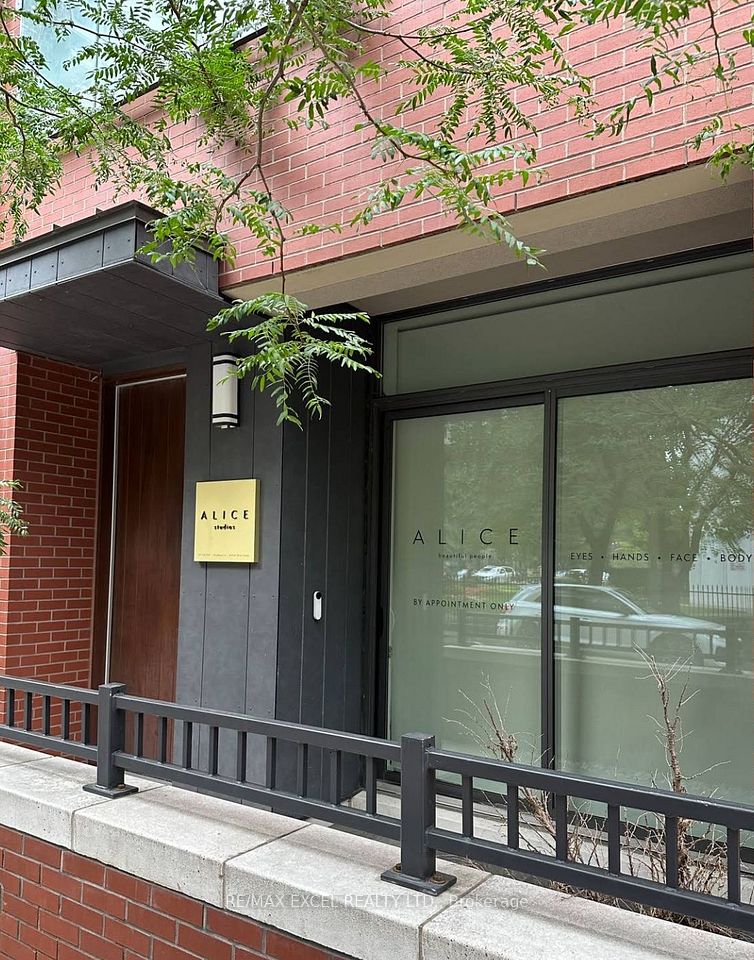 75 St Nicholas Street Th1, Toronto C01, ON M4Y 0A5
