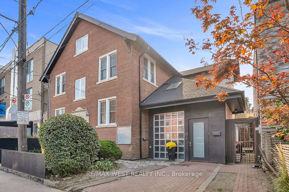 53 Argyle Street, Toronto C01, ON M6J 1N8