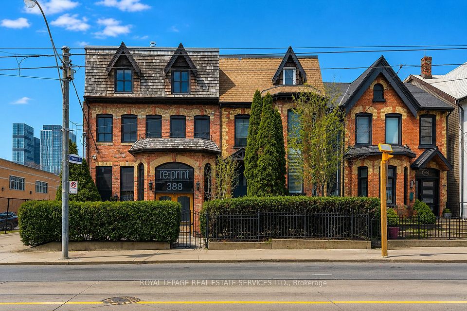 388 Parliament Street, Toronto C08, ON M5A 2Z7