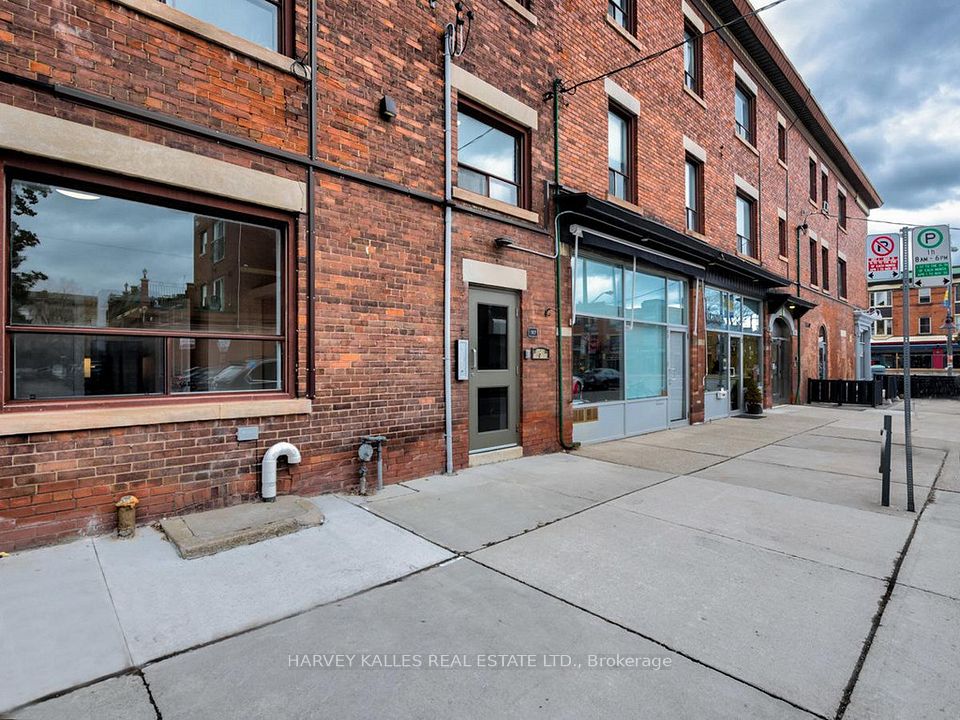 163 Lauder Avenue, Toronto C03, ON M6E 3H5