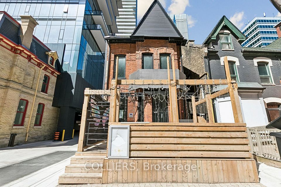 640 Church Street, Toronto C08, ON M4W 3T5