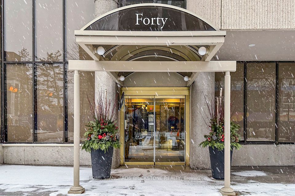 40 Rosehill Avenue 1001, Toronto, ON M4T 1G5 at 40 Rosehill Avenue 1001, Toronto, ON M4T 1G5, Toronto C09, ON, M4T 1G5