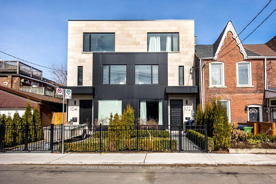 102 Ulster Street, Toronto, ON M5S 1G1 at 102 Ulster Street, Toronto, ON M5S 1G1, Toronto C01, ON, M5S 1G1
