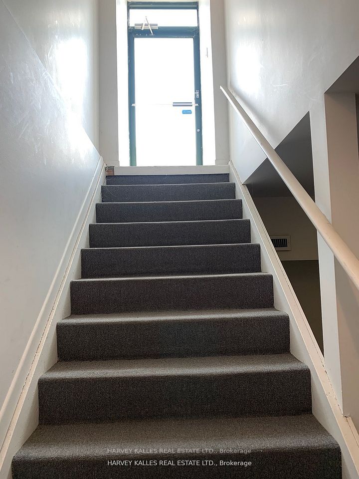 258 Wilson Avenue B100, Toronto C06, ON M3H 1S6