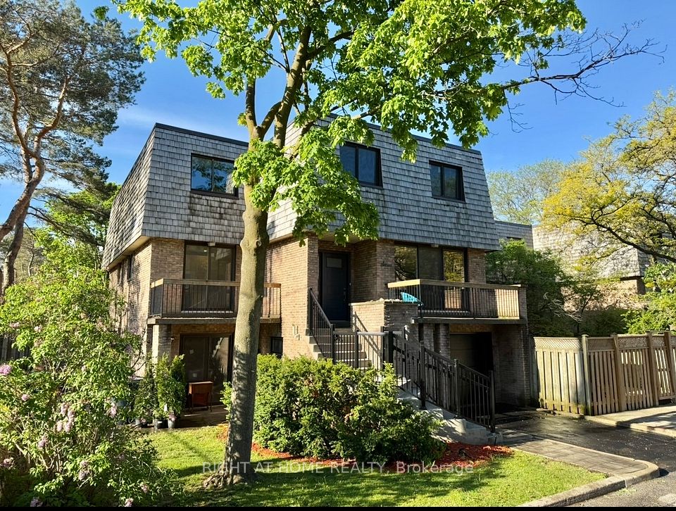7 Vale Carse Way 24, Toronto, ON M2R 3H4 at 7 Vale Carse Way 24, Toronto, ON M2R 3H4, Toronto C07, ON, M2R 3H4