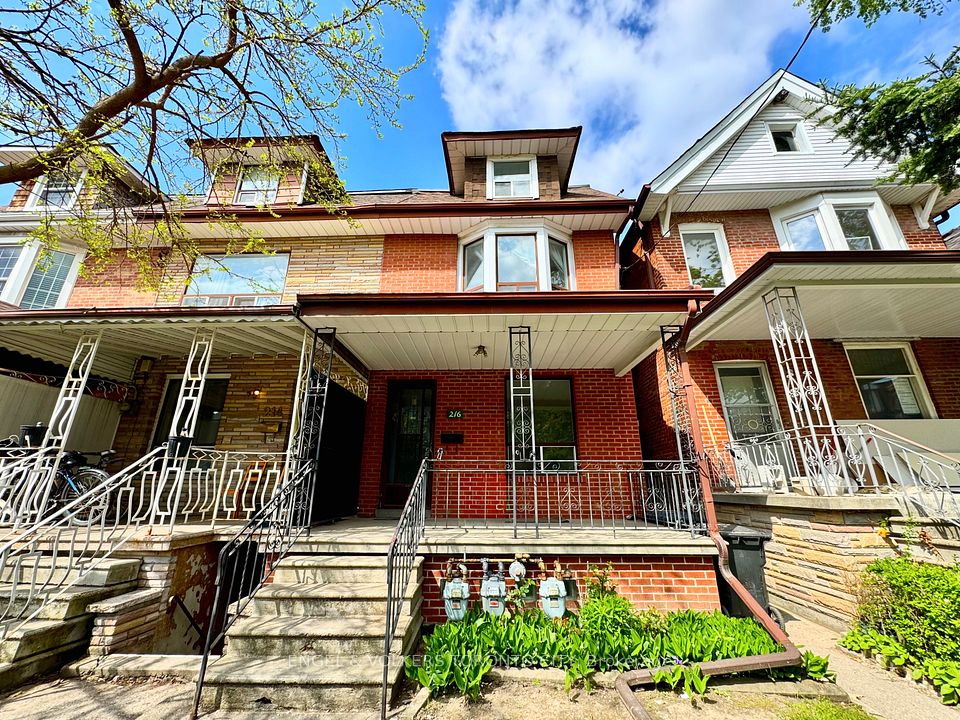 216 Montrose Avenue, Toronto, ON M6G 3G7 at 216 Montrose Avenue, Toronto, ON M6G 3G7, Toronto C01, ON, M6G 3G7
