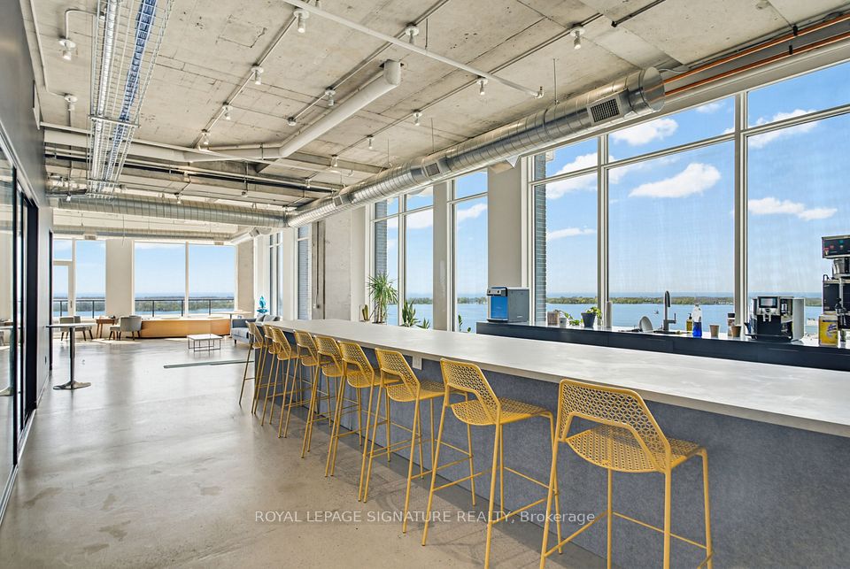 130 Queens Quay E 1314-1324, Toronto C08, ON M5A 0P6