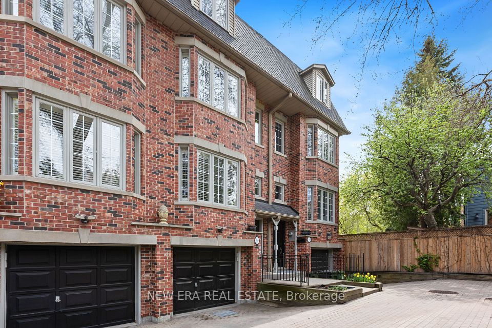 35 Spruce Street B, Toronto, ON M5A 2H8 at 35 Spruce Street B, Toronto, ON M5A 2H8, Toronto C08, ON, M5A 2H8