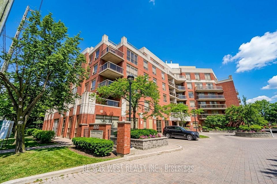 800 Sheppard Avenue W C1 & C3, Toronto C06, ON M3H 6B4