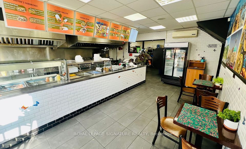761 Dundas Street W, Toronto C01, ON M6J 1T9