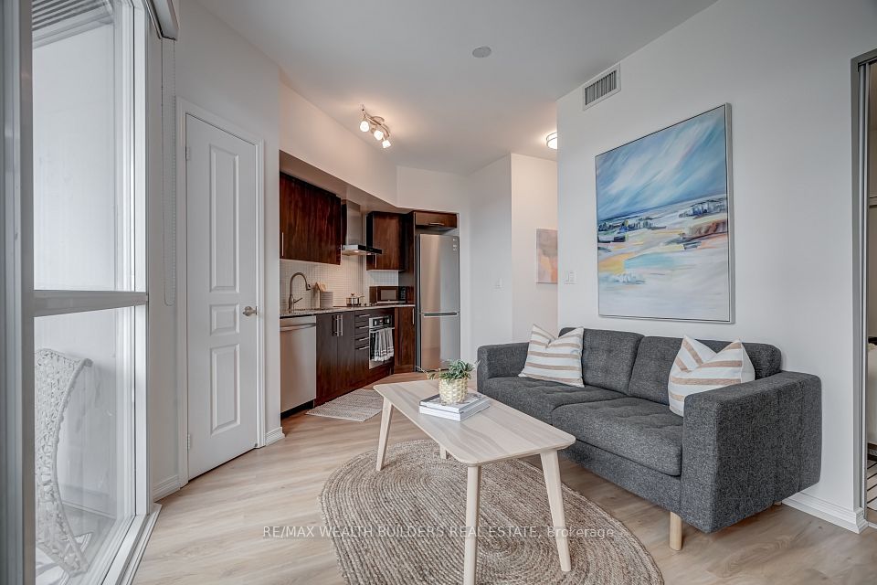 352 Front Street W 1510, Toronto C01, ON M5V 0K3