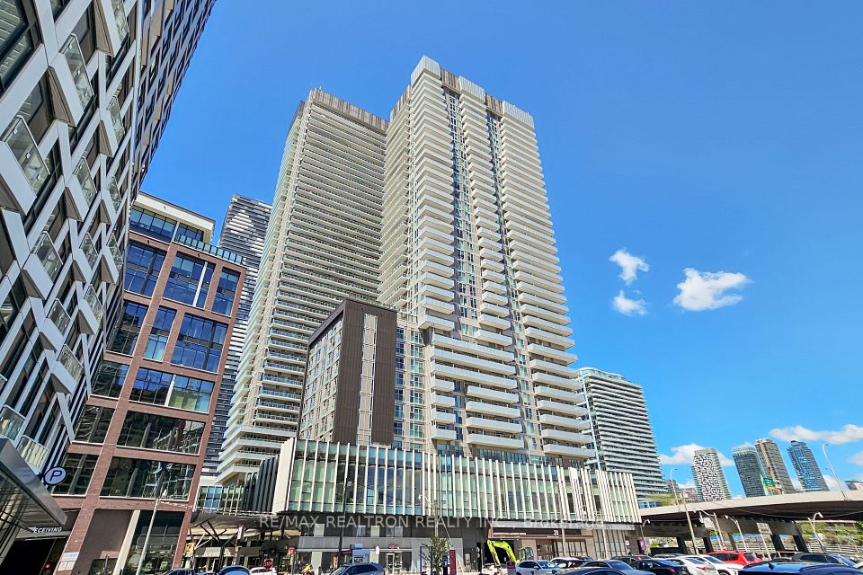 20 Richardson Street 416, Toronto C08, ON M5A 0S6