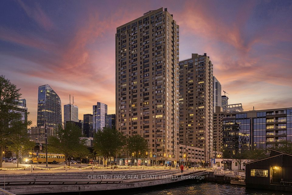 270 Queens Quay W 906, Toronto C01, ON M5J 2N4