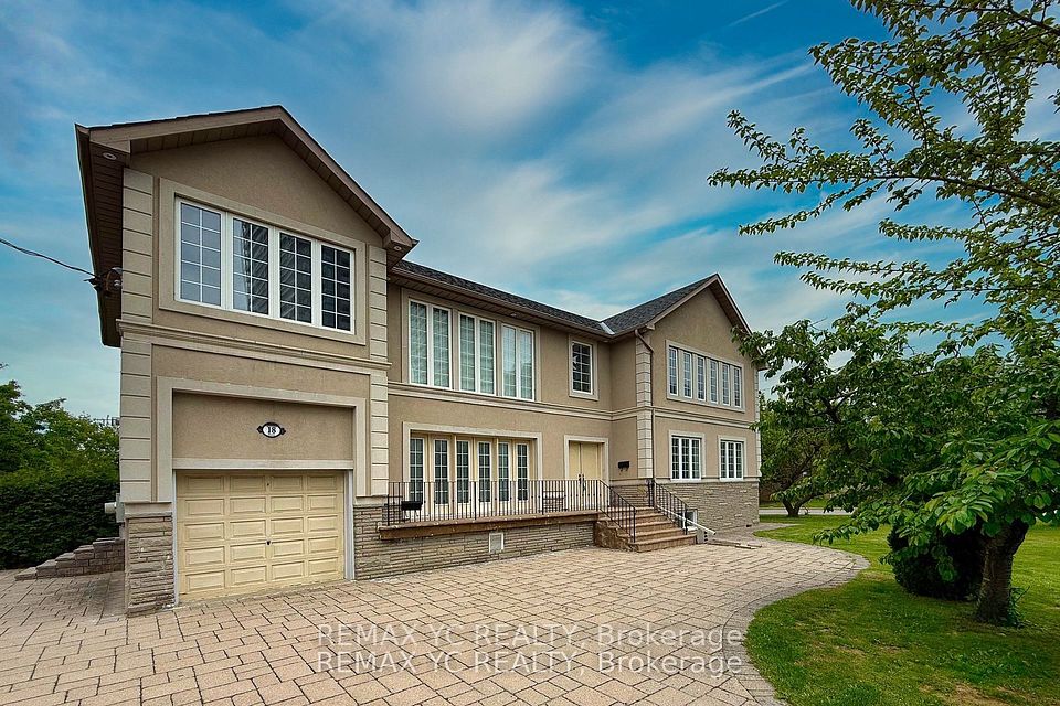 18 Mullet Road, Toronto C14, ON M2M 2A6