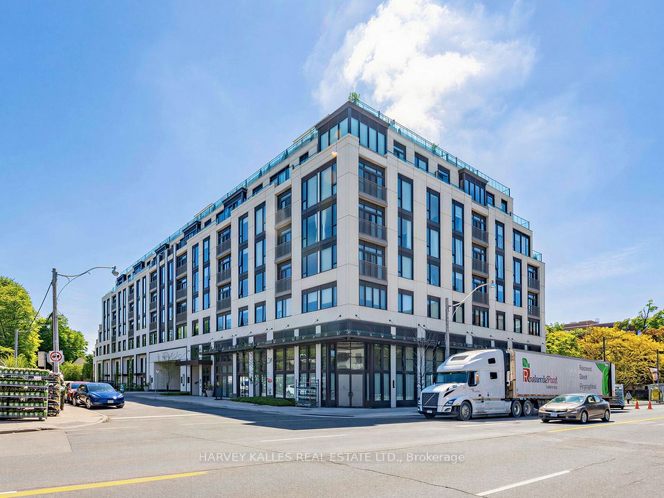 1 Strathgowan Avenue 605, Toronto C04, ON M4N 0B3