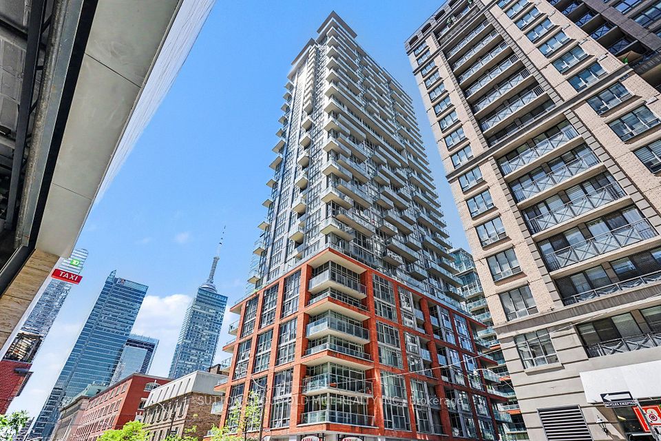 126 Simcoe Street 713, Toronto, ON M5H 4E6 at 126 Simcoe Street 713, Toronto, ON M5H 4E6, Toronto C01, ON, M5H 4E6