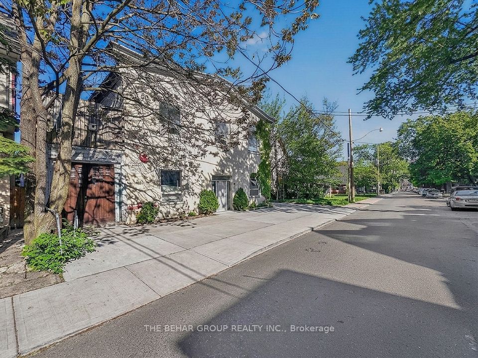 65 Bellwoods Avenue, Toronto C01, ON M6J 3N4