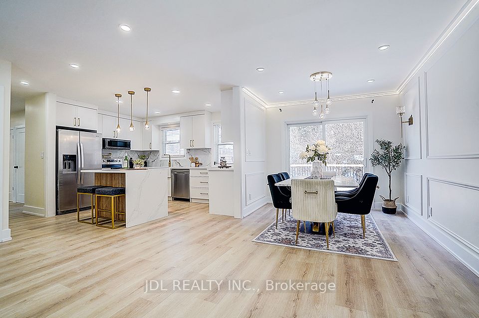 15 Crossburn Drive, Toronto, ON M3B 2Z3 at 15 Crossburn Drive, Toronto, ON M3B 2Z3, Toronto C13, ON, M3B 2Z3