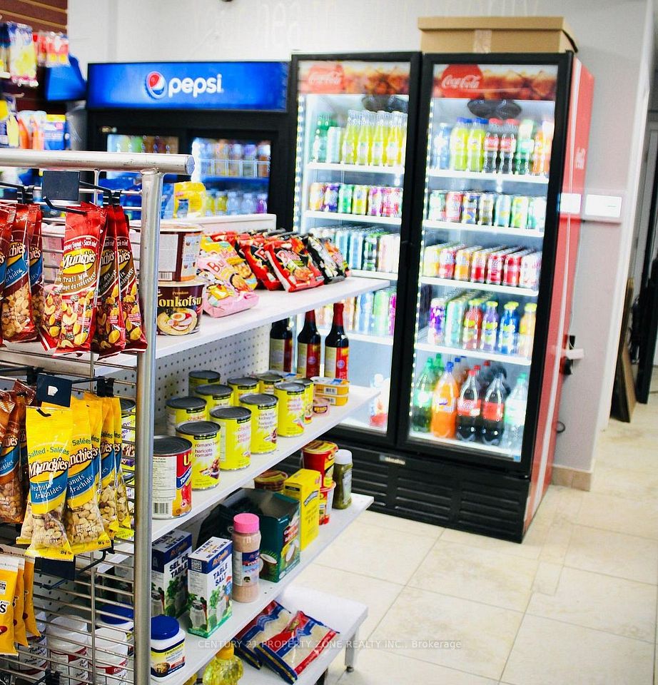 4119 Bathurst Street, Toronto C07, ON M3H 3P4