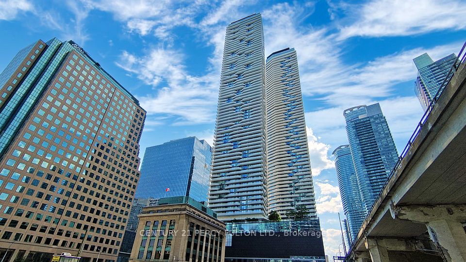 100 Harbour Street 6901, Toronto, ON M5J 0B5 at 100 Harbour Street 6901, Toronto, ON M5J 0B5, Toronto C01, ON, M5J 0B5