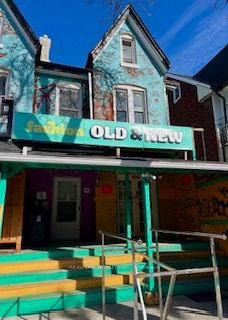 27 & 29 Kensington Avenue, Toronto C01, ON M5T 2J8
